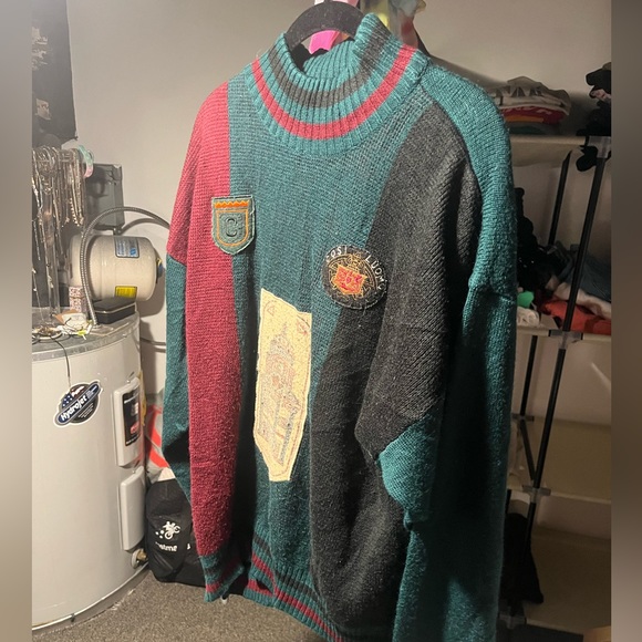 VINTAGE PATCHWORK OVERSIZED SWEATER (S) - Picture 3 of 5
